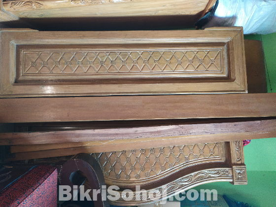 সেগুন কাঠের খাট